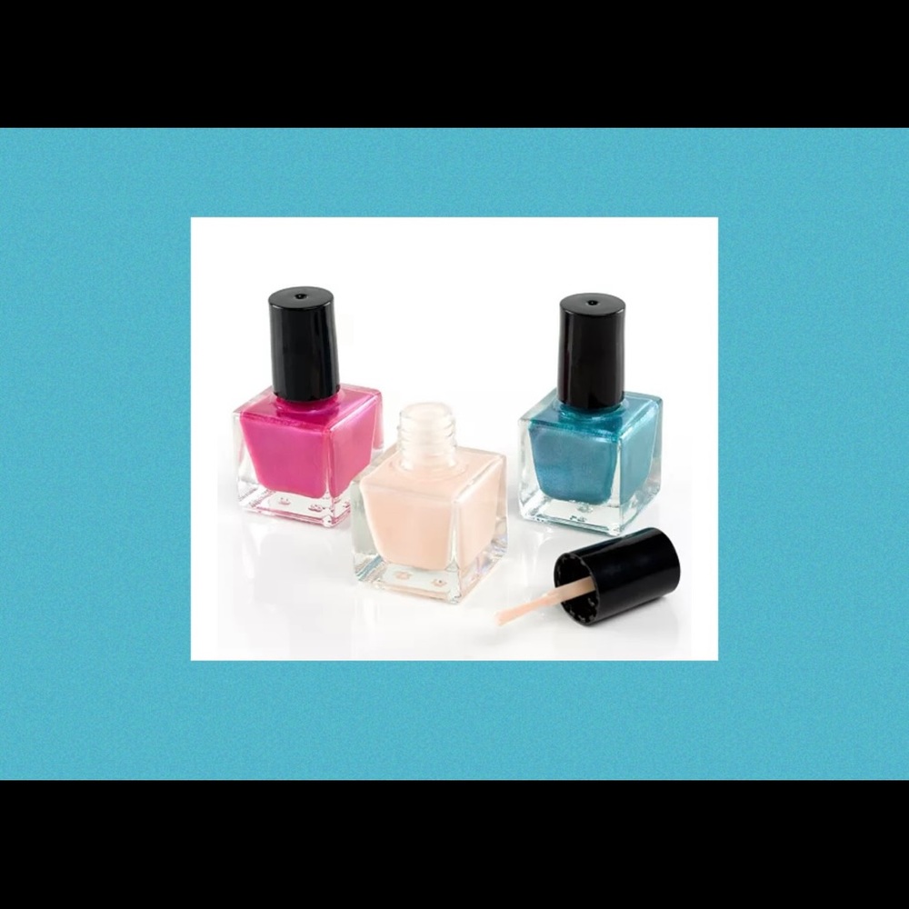 Macys 3 piece nail polish set.